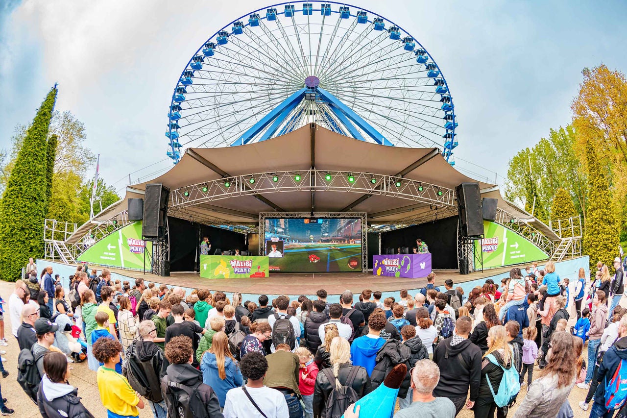 Speel samen met je ouders games tijdens het gamefestival Walibi Play.
