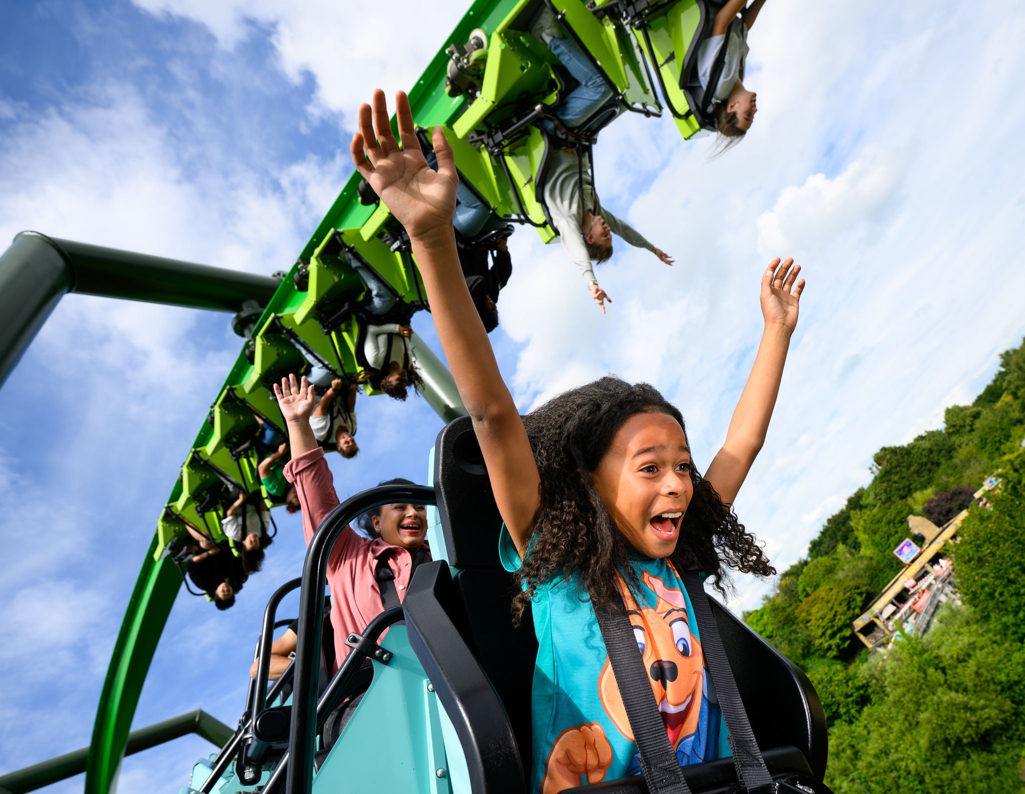 Discover the new double roller coaster YOY at Walibi.