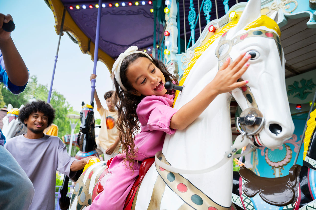 Merrie Go'Round: das klassische Karussell - Walibi Holland